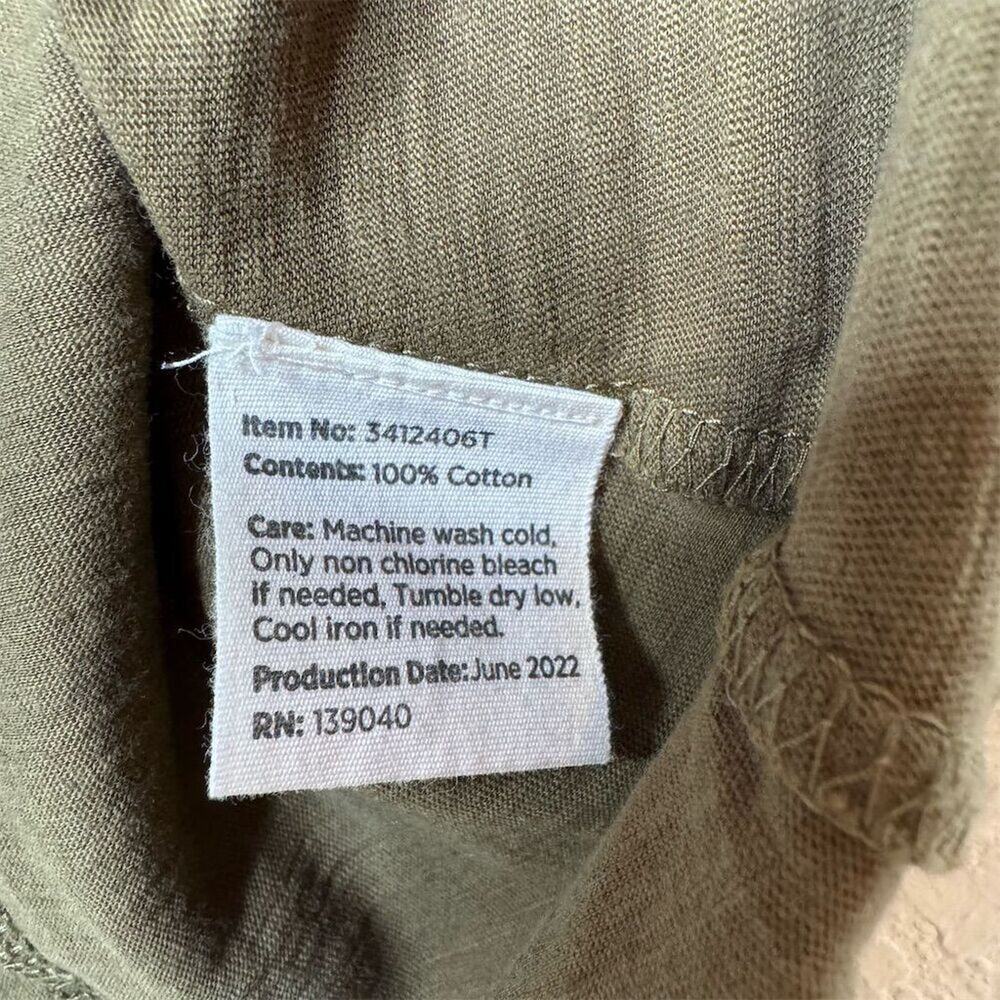 Good Hart Womens V-Neck Tee Size Medium Olive Green Cotton‎ Normcore Mori Girl - Picture 11 of 16